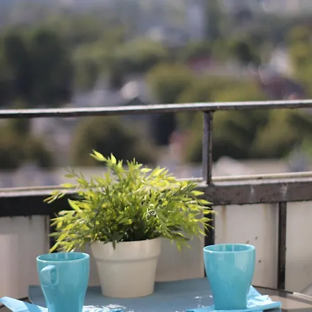 Homestay Citystay Modern 5 Min Plaza! Sopot
